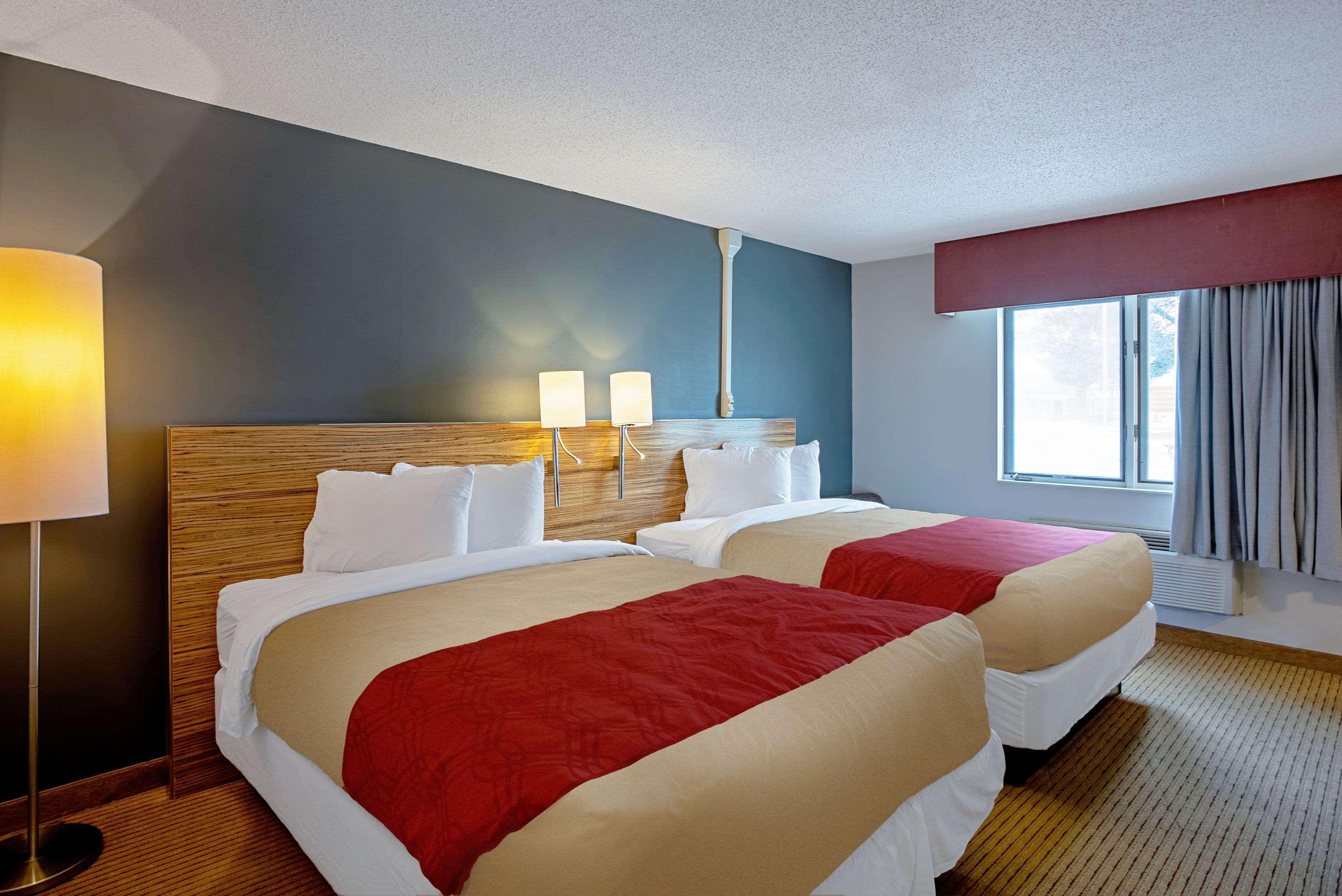 Quality Inn Frontier At Us Hwy 30 Clinton Dış mekan fotoğraf