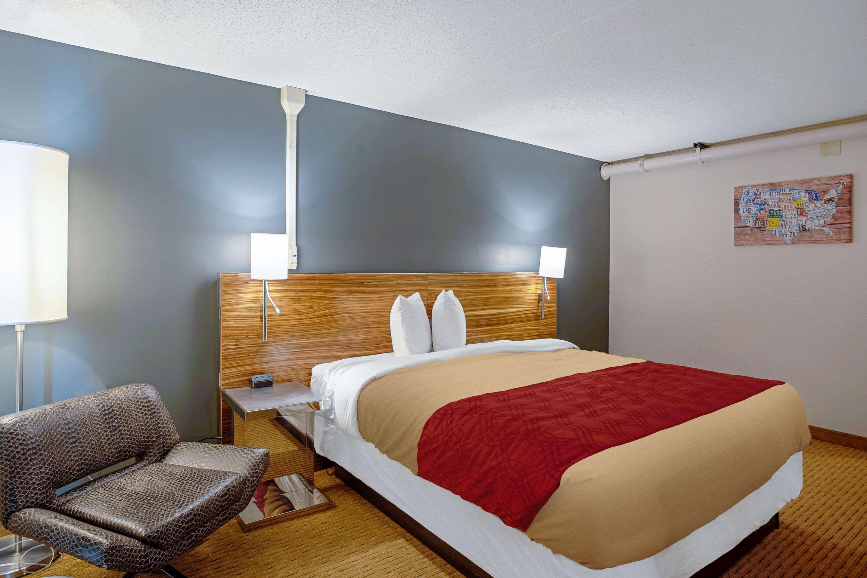 Quality Inn Frontier At Us Hwy 30 Clinton Dış mekan fotoğraf