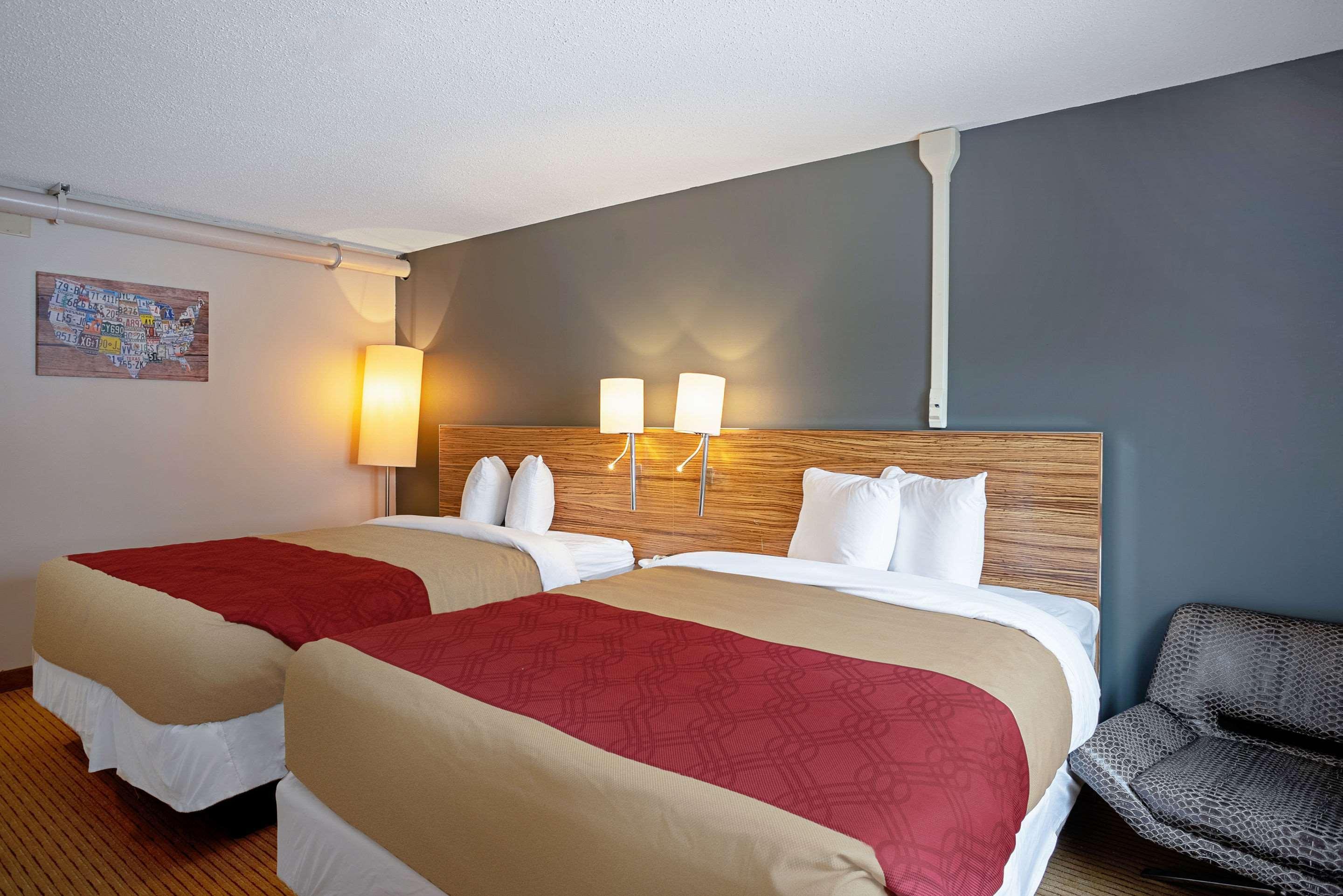 Quality Inn Frontier At Us Hwy 30 Clinton Dış mekan fotoğraf