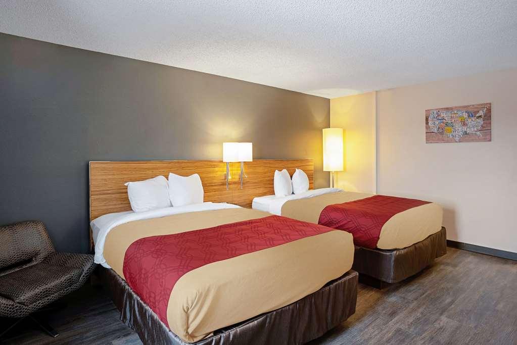 Quality Inn Frontier At Us Hwy 30 Clinton Oda fotoğraf