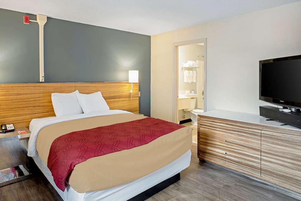 Quality Inn Frontier At Us Hwy 30 Clinton Oda fotoğraf